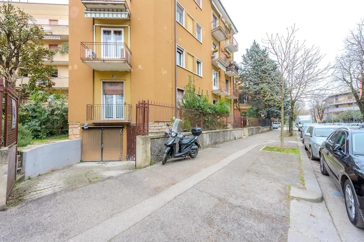 Harmony - Hot Tub & Garage Apartment Verona